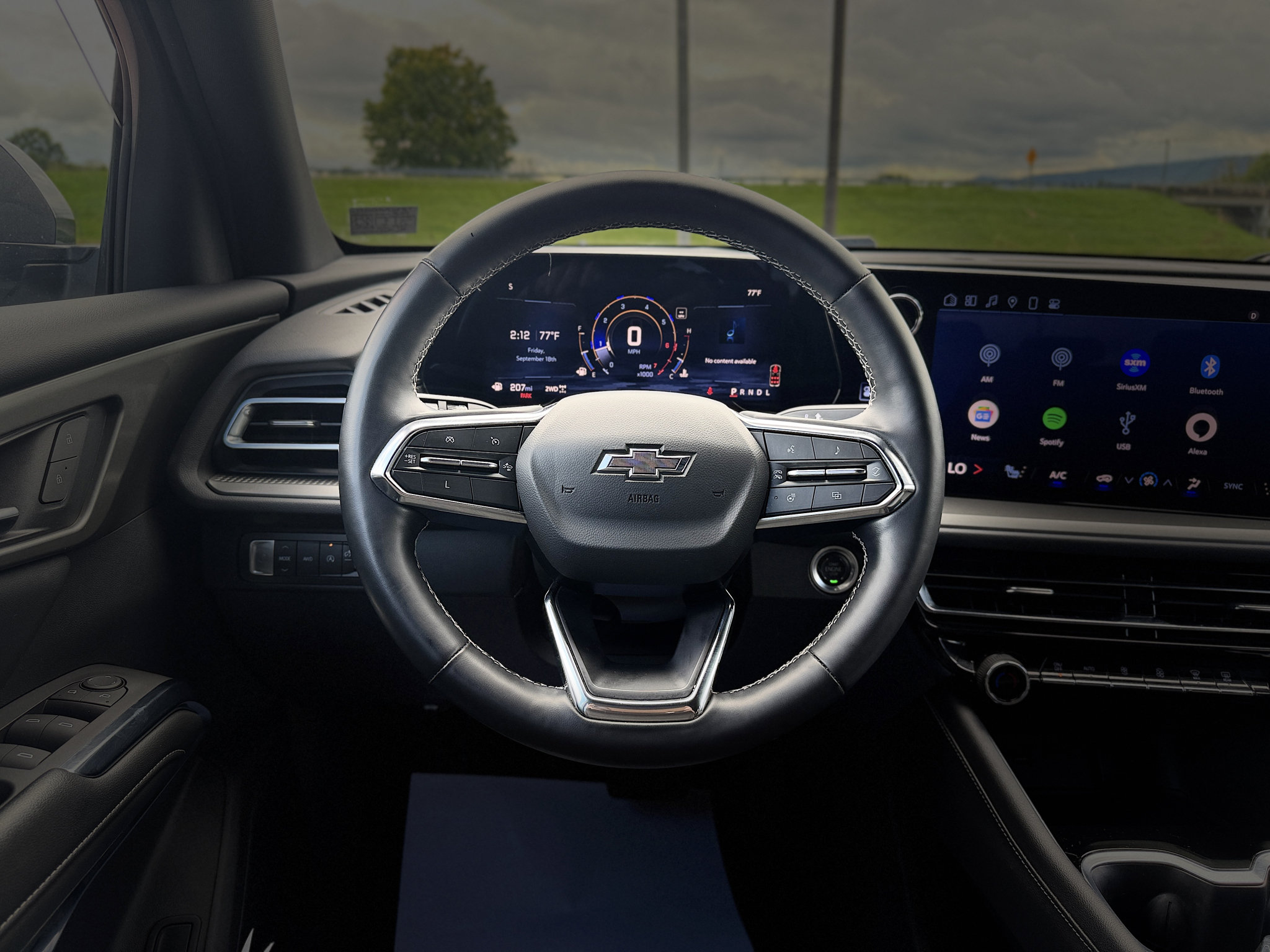 Used 2024 Chevrolet Traverse LS w/ Midnight/Sport Edition AWD/4WD image 18