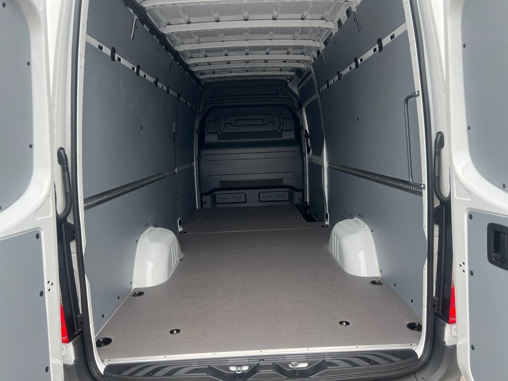 New 2026 Mercedes-Benz Sprinter 2500 image 14