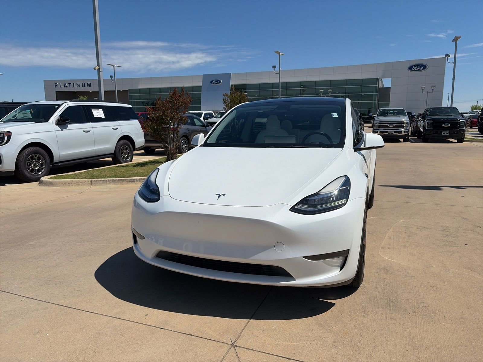 Used 2023 Tesla Model Y Long Range image 26