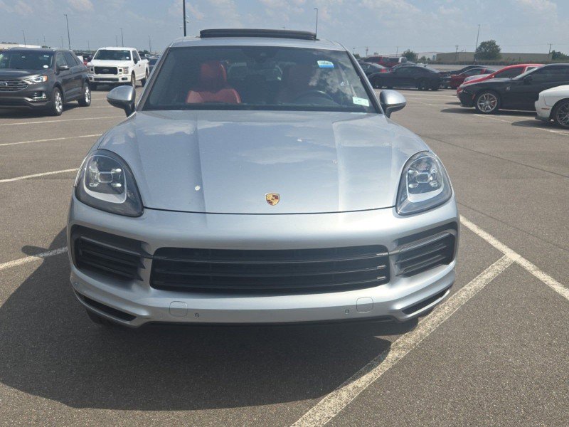 Used 2020 Porsche Cayenne image 1