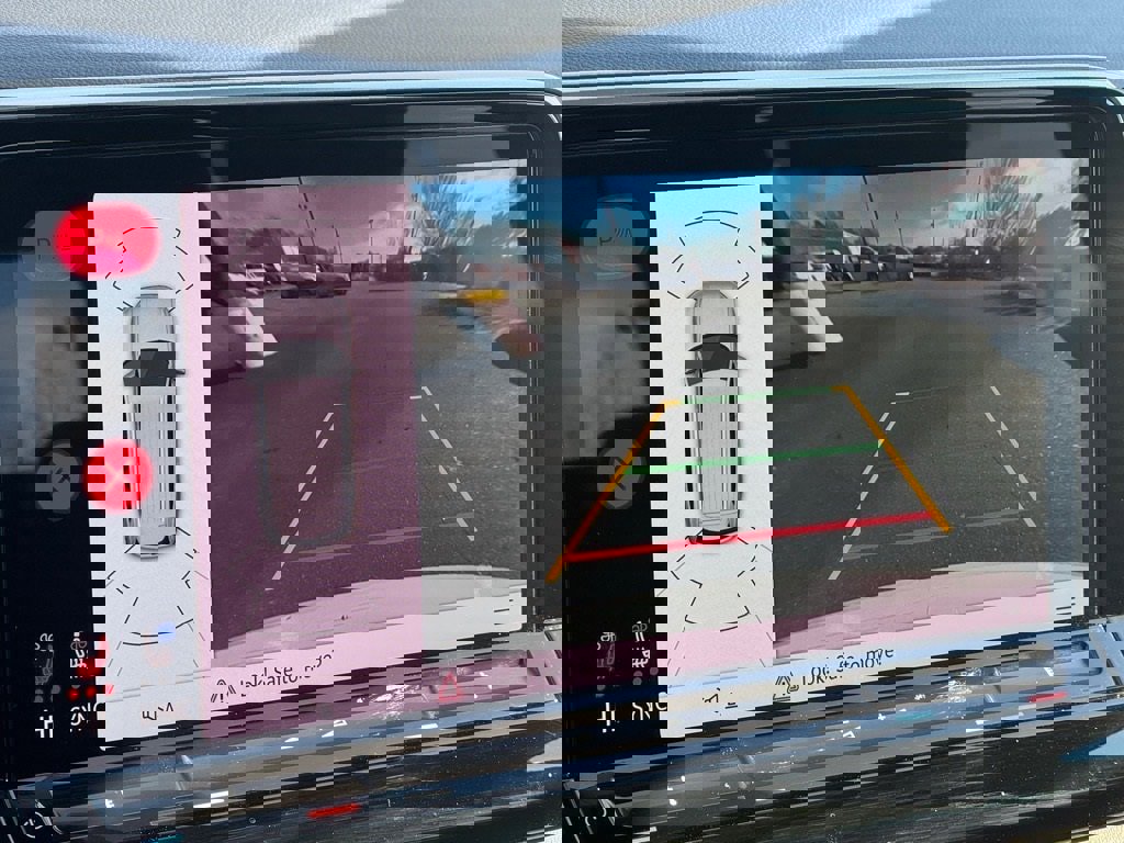 Used 2024 Volkswagen Atlas SEL image 24