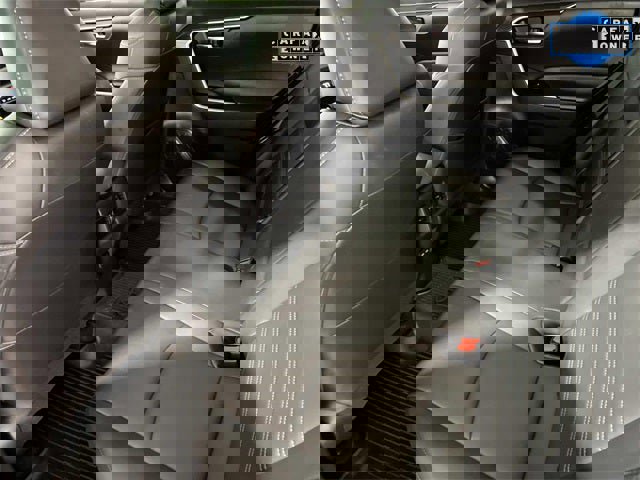 Used 2023 Toyota RAV4 XLE Premium image 18