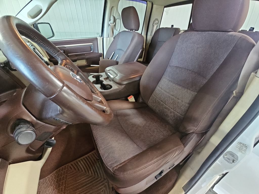 Used 2015 RAM 1500 Big Horn RWD image 14