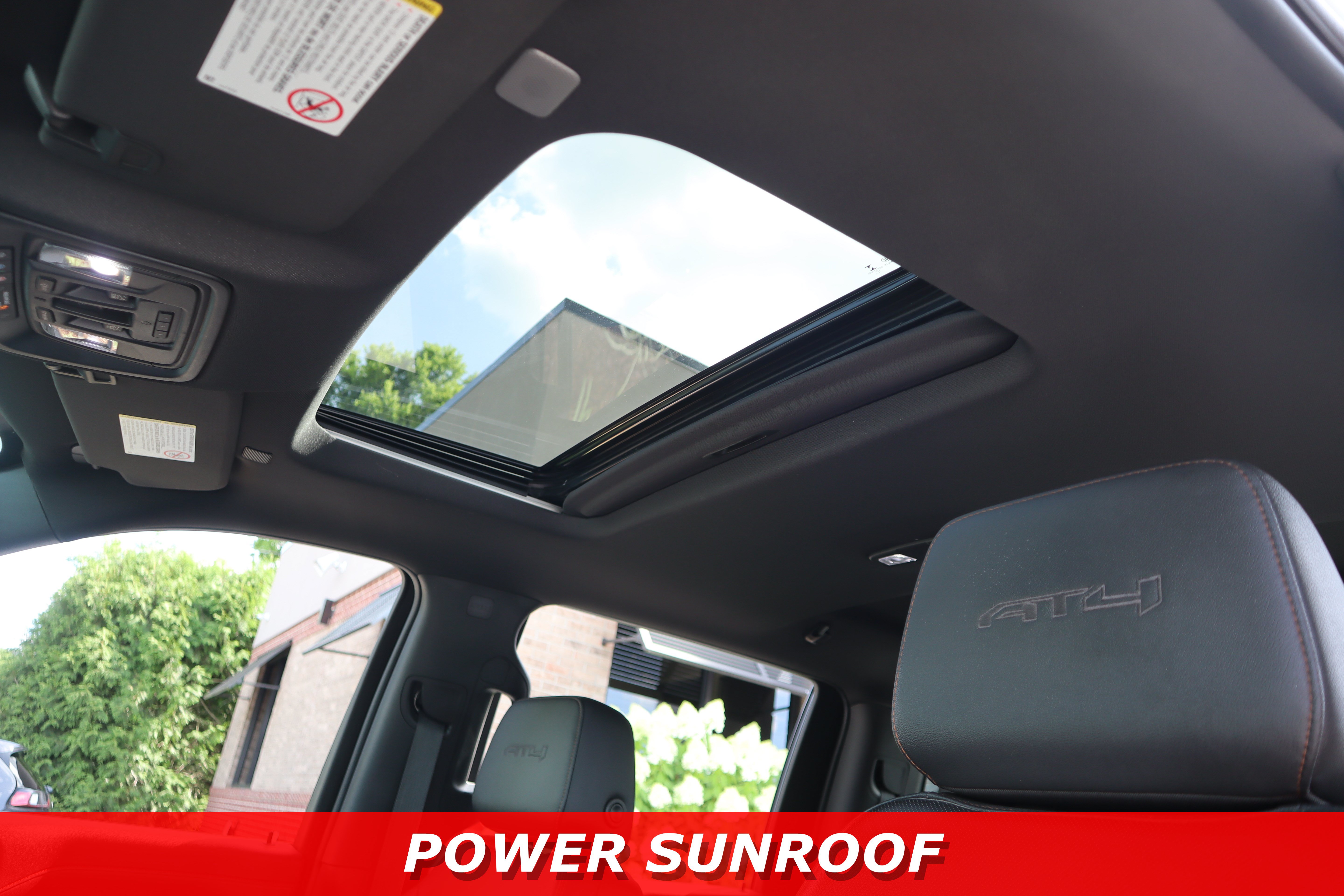 Used 2022 GMC Sierra 2500 AT4 w/ AT4 Premium Plus Package AWD/4WD image 32