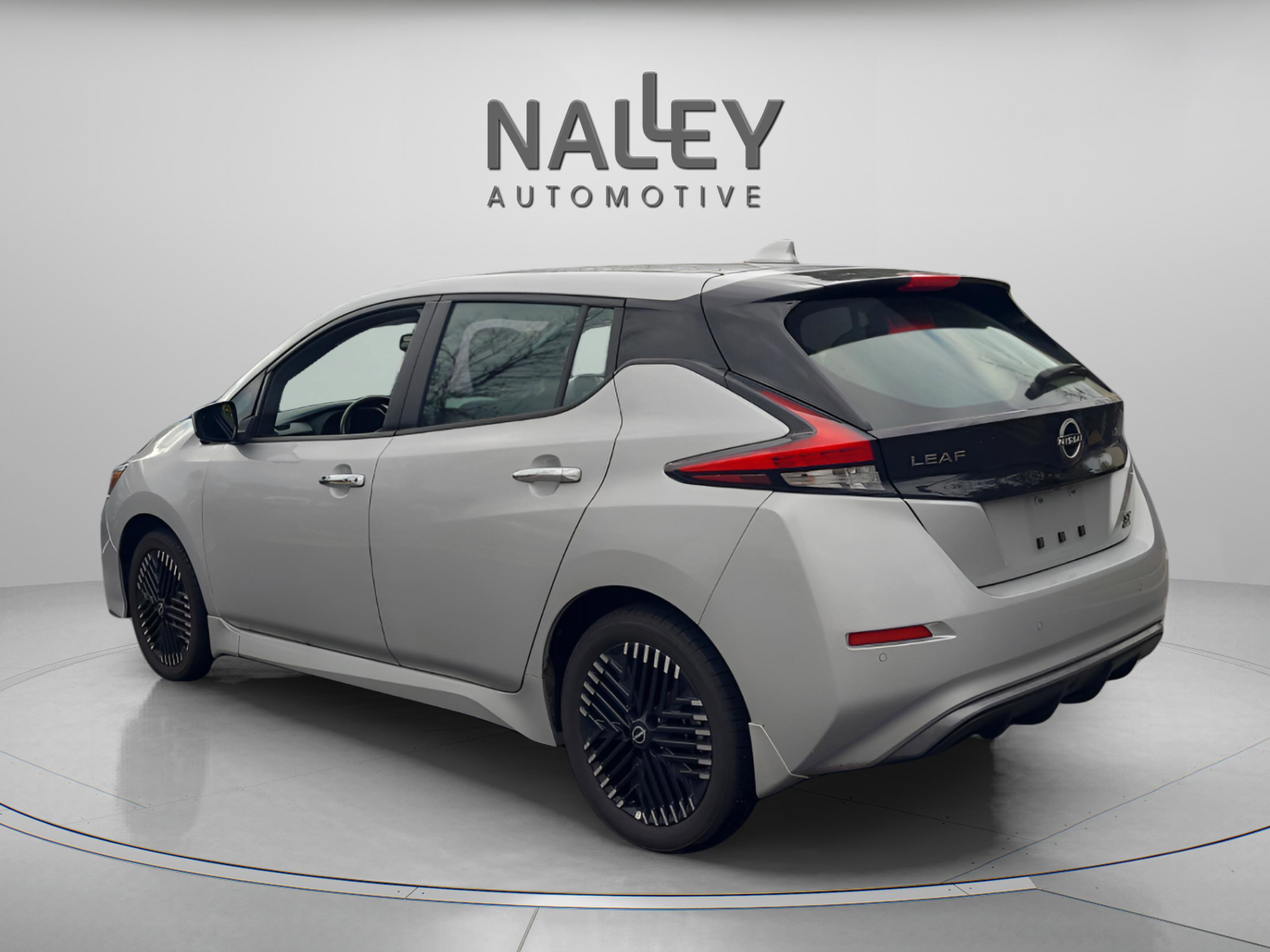 Used 2023 Nissan Leaf SV Plus image 3