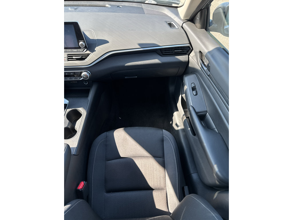 Used 2025 Nissan Altima 2.5 S FWD image 20