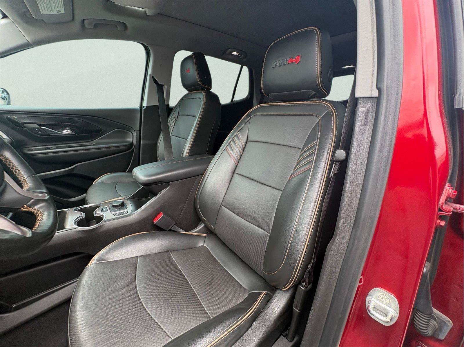 Used 2023 GMC Terrain AT4 w/ Tech Package AWD/4WD image 12