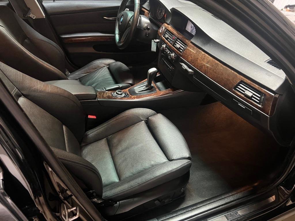 Used 2010 BMW 335i Sedan image 19