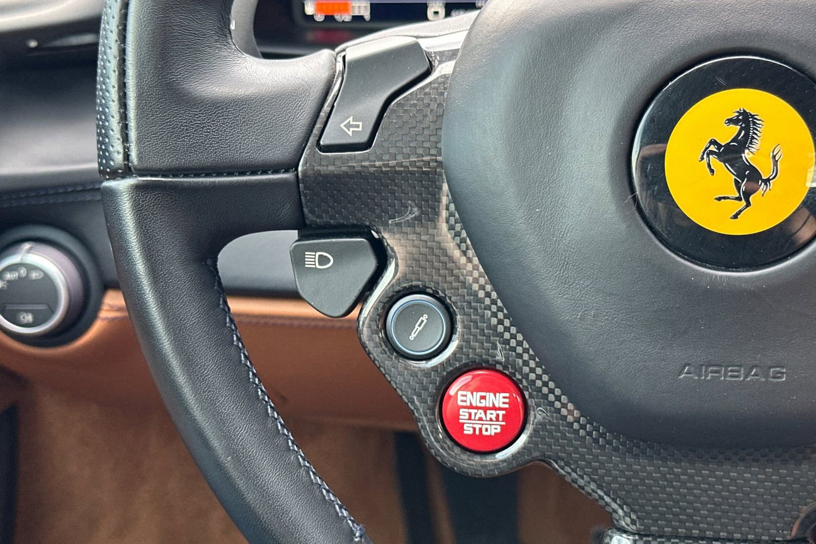 Used 2018 Ferrari 488 Spider image 29