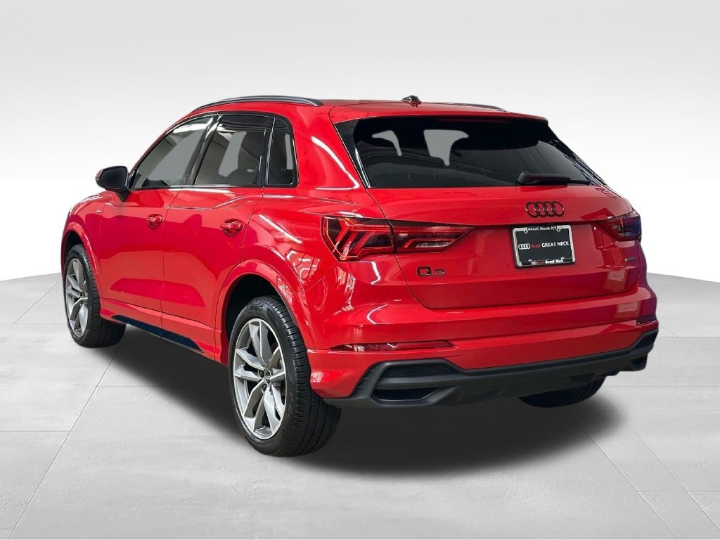 Used 2024 Audi Q3 2.0T Premium AWD/4WD image 7