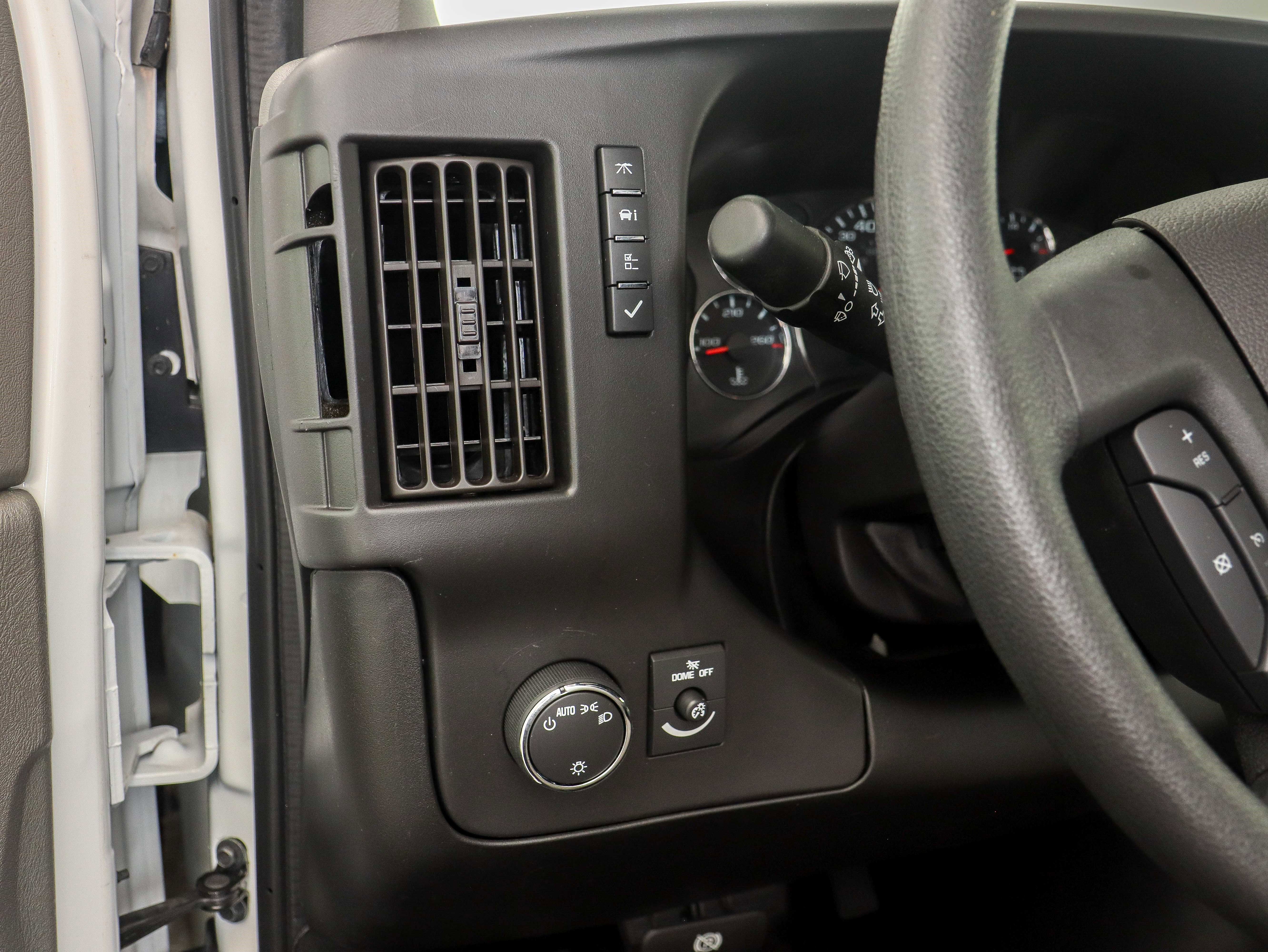 Used 2019 Chevrolet Express 2500 LT w/ LT Preferred Equipment Group image 23