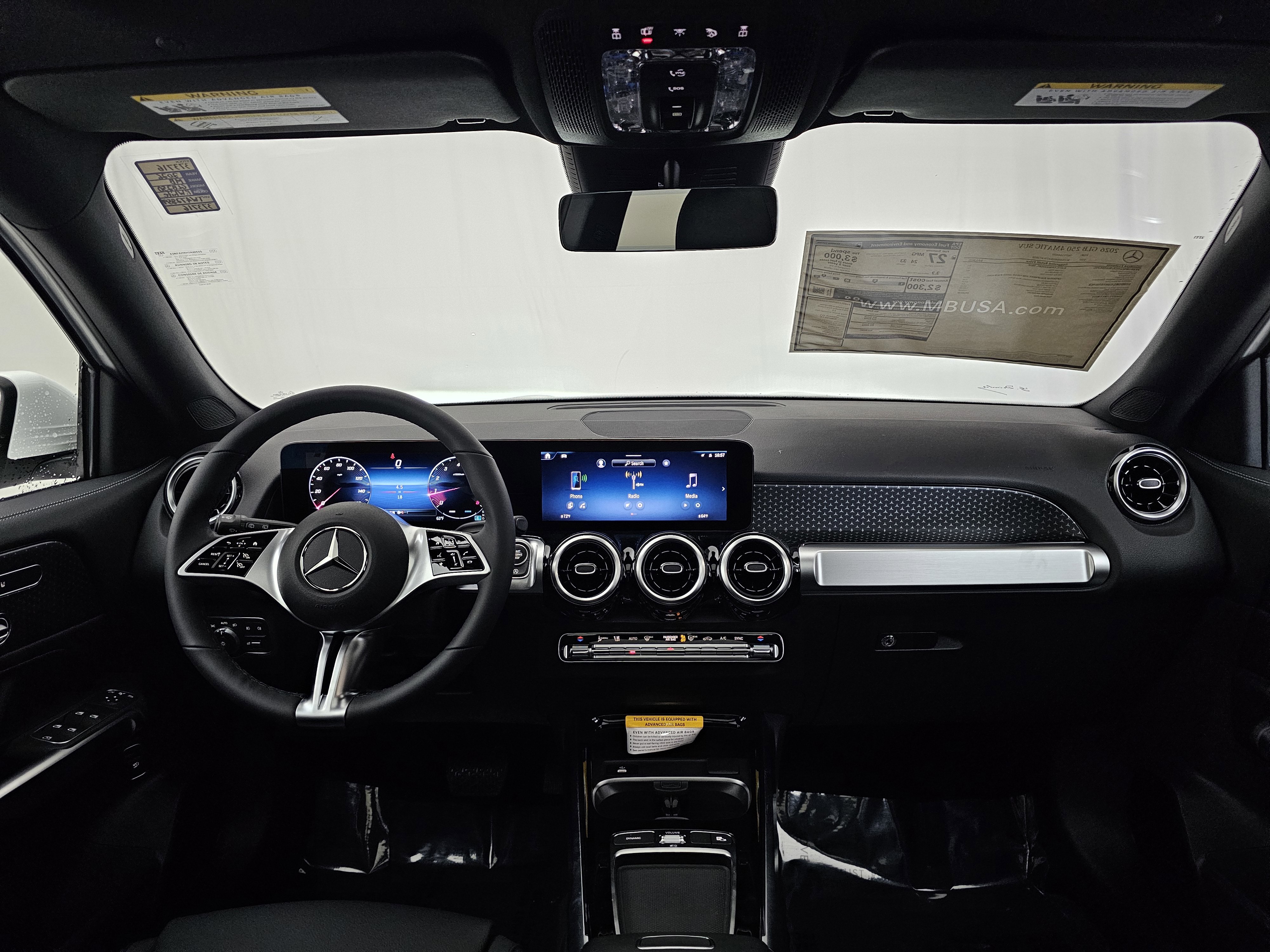 New 2026 Mercedes-Benz GLB 250 4MATIC image 33