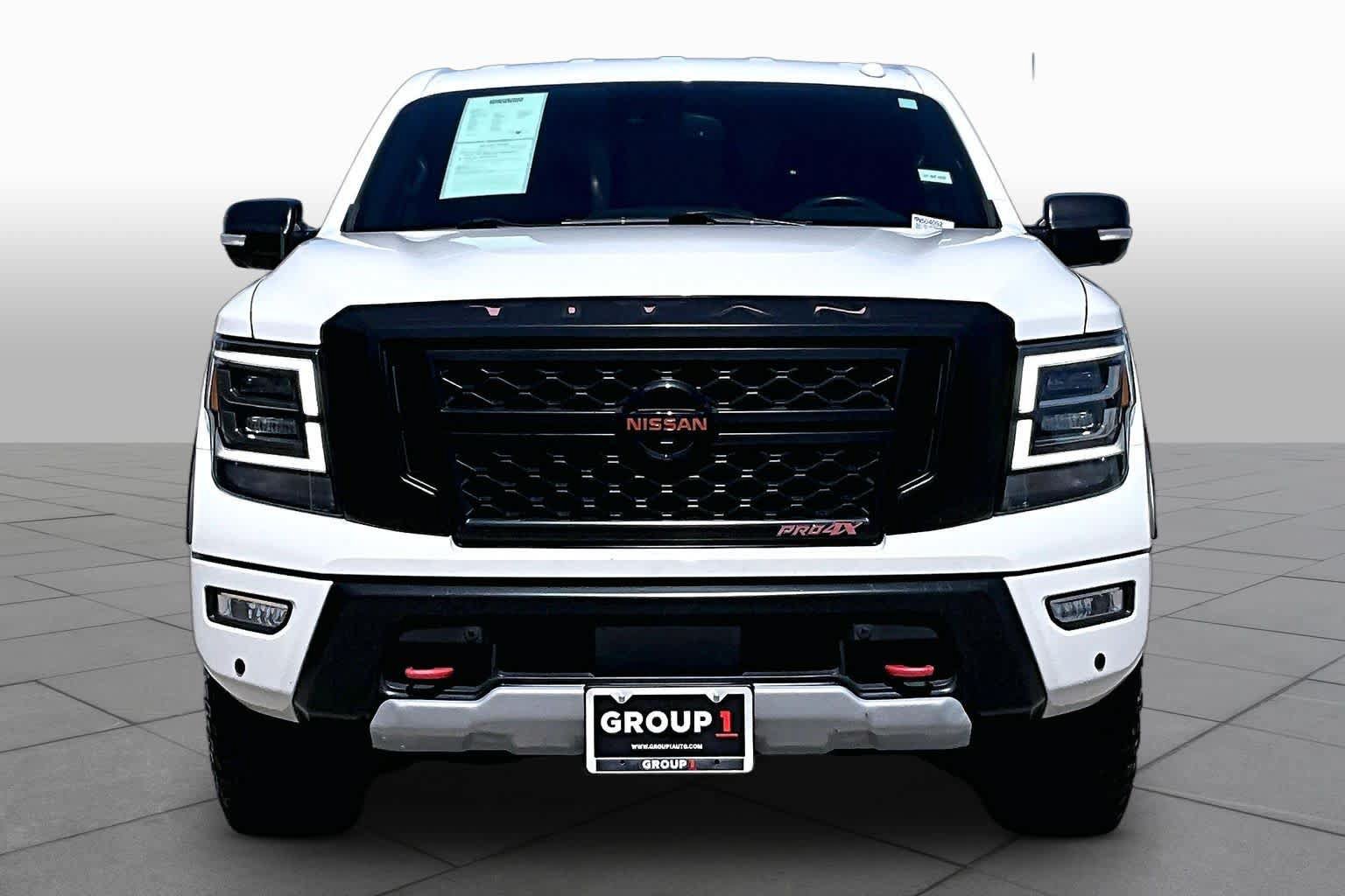 Used 2021 Nissan Titan PRO-4X w/ Pro-4x Convenience Package AWD/4WD image 4