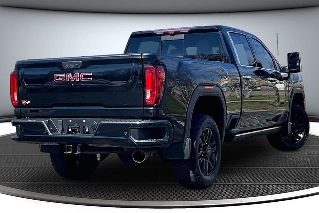 Used 2022 GMC Sierra 3500 Denali w/ Denali Black Diamond Edition image 6
