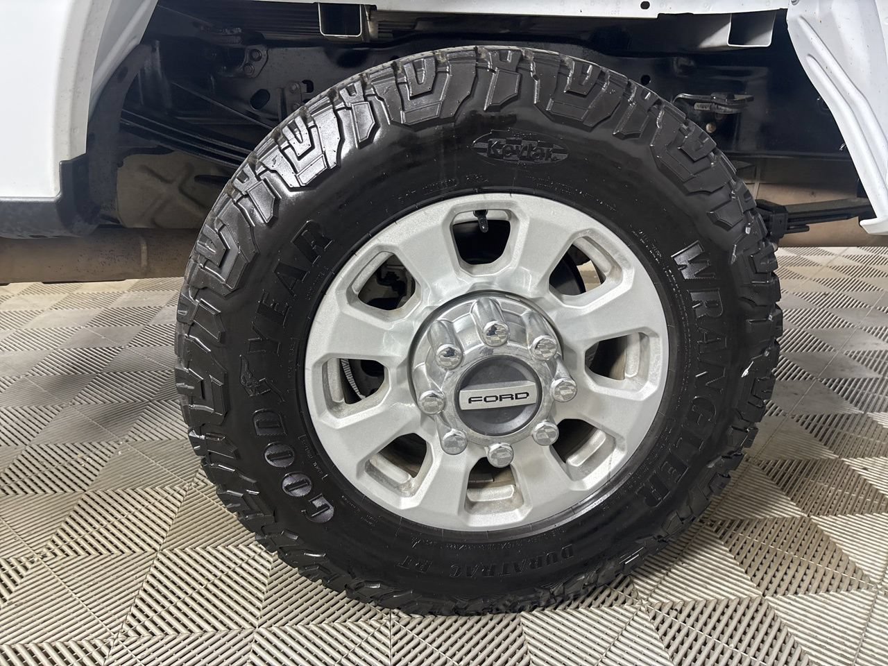 Used 2024 Ford F350 XLT w/ FX4 Off-Road Package AWD/4WD image 29