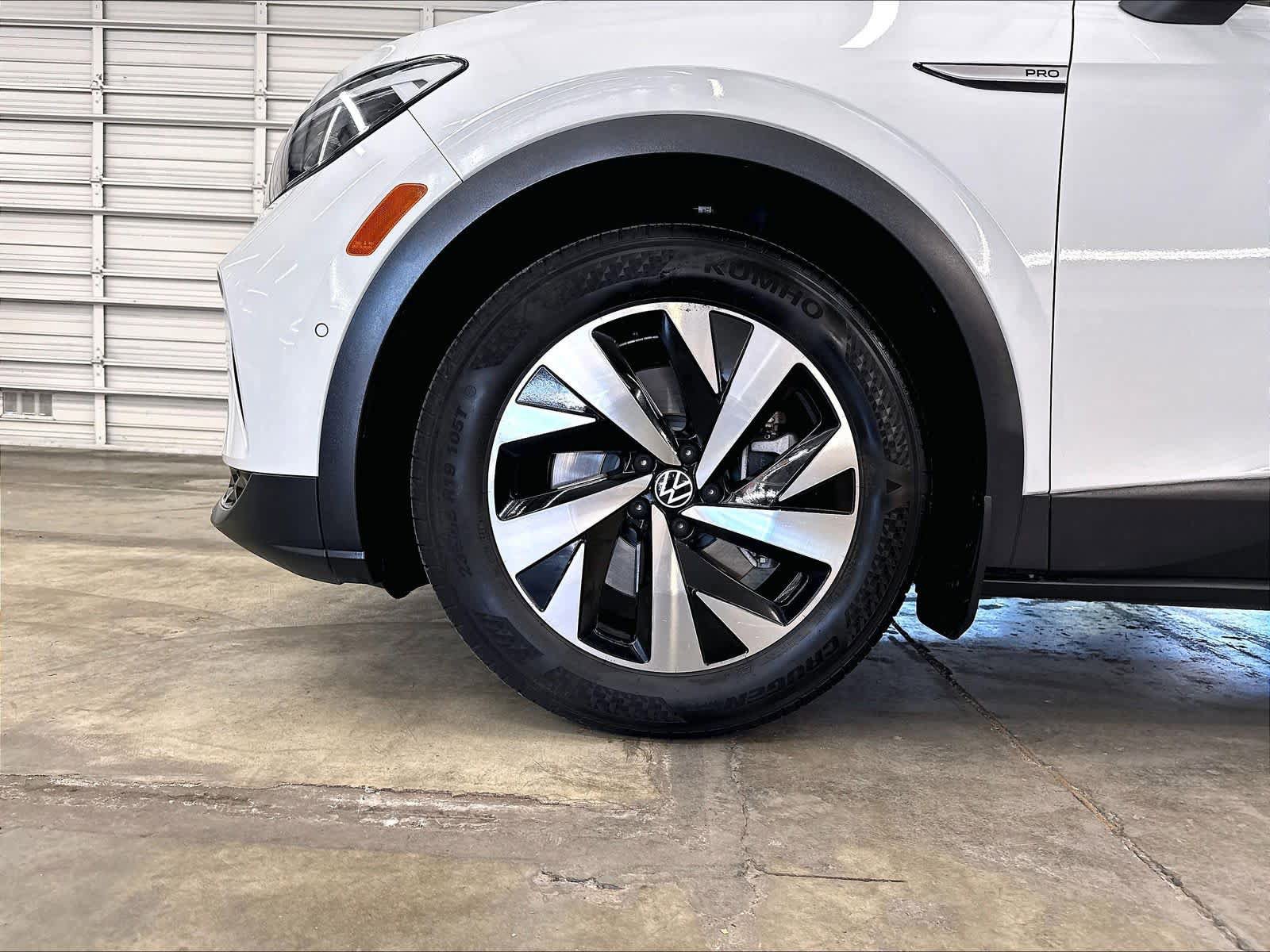 Used 2023 Volkswagen ID.4 Pro RWD image 37