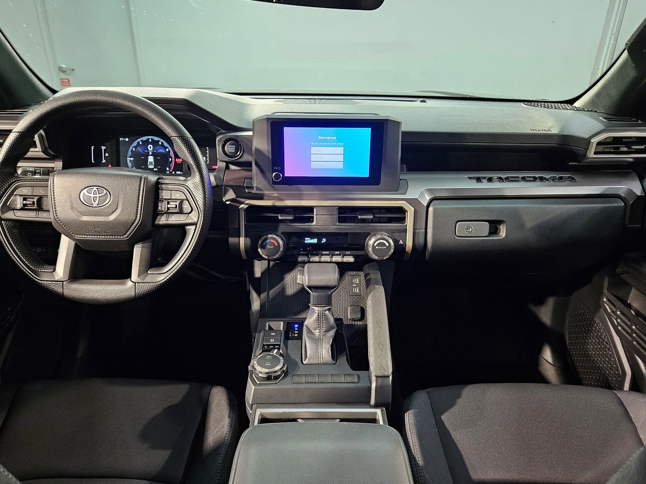 Used 2025 Toyota Tacoma SR5 image 10