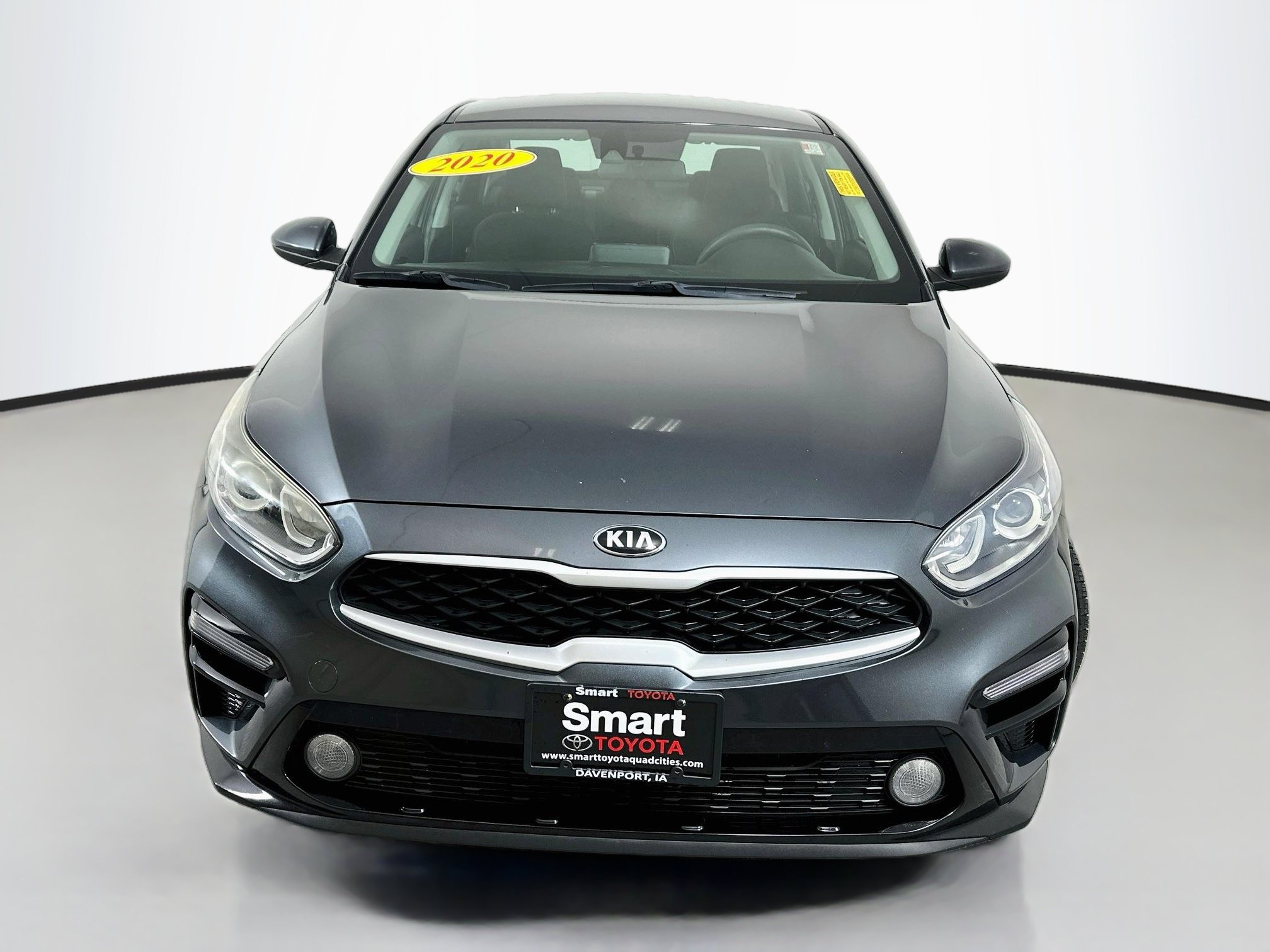 Used 2020 Kia Forte LXS FWD image 2