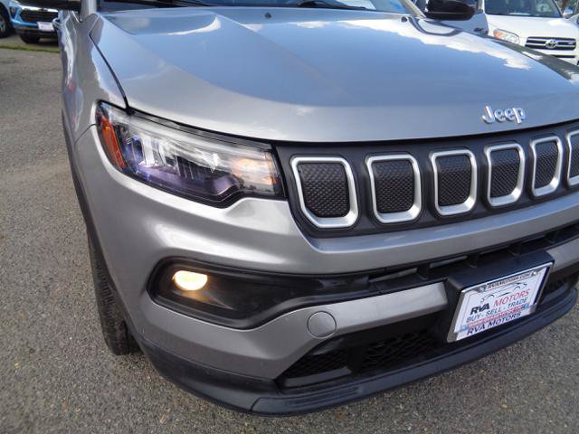 Used 2022 Jeep Compass Latitude w/ Convenience Group AWD/4WD image 31