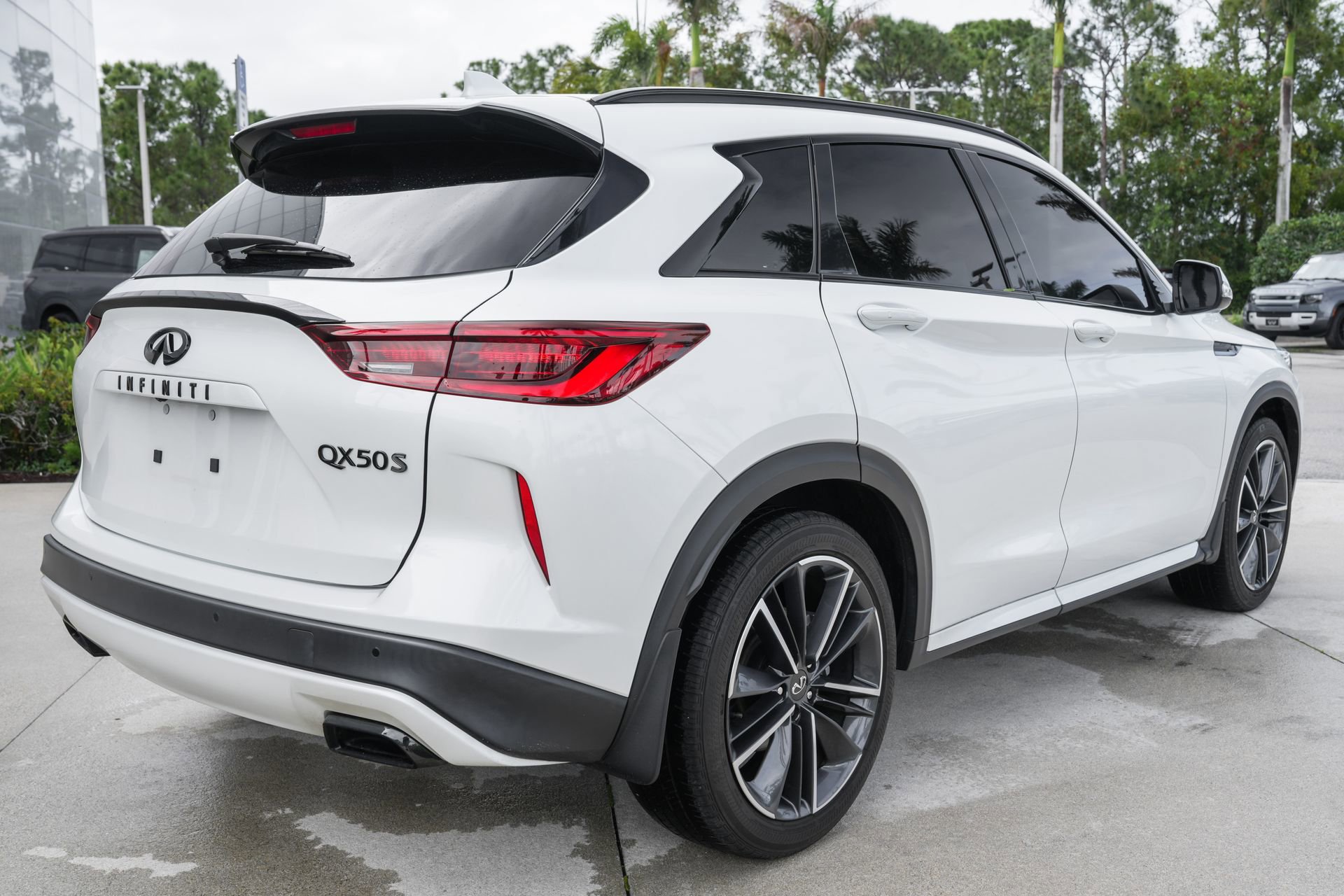 Certified 2023 INFINITI QX50 Sport image 10