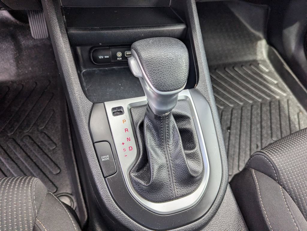 Used 2021 Kia Forte LXS FWD image 14