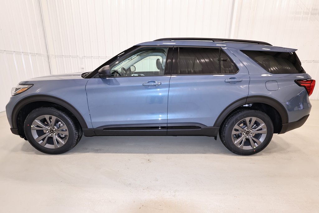 New 2026 Ford Explorer Active w/ Active Comfort Package AWD/4WD image 6