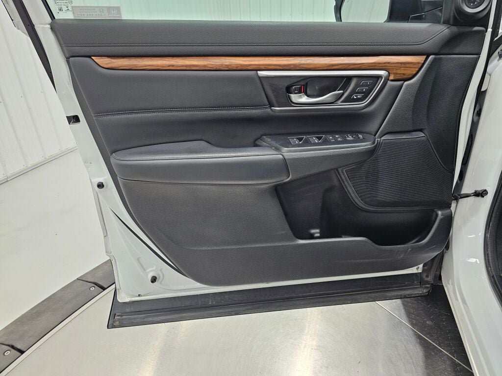 Used 2022 Honda CR-V Touring image 28