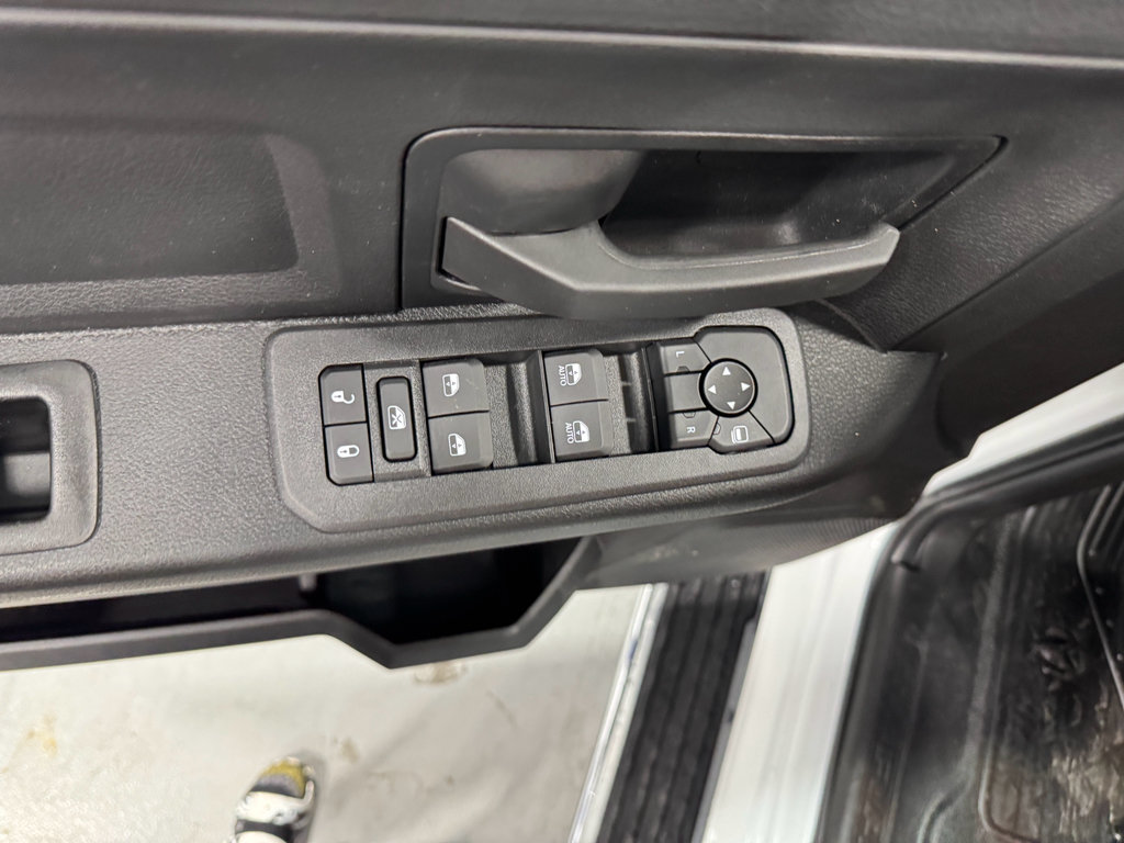 New 2025 RAM 4500 Tradesman AWD/4WD image 20