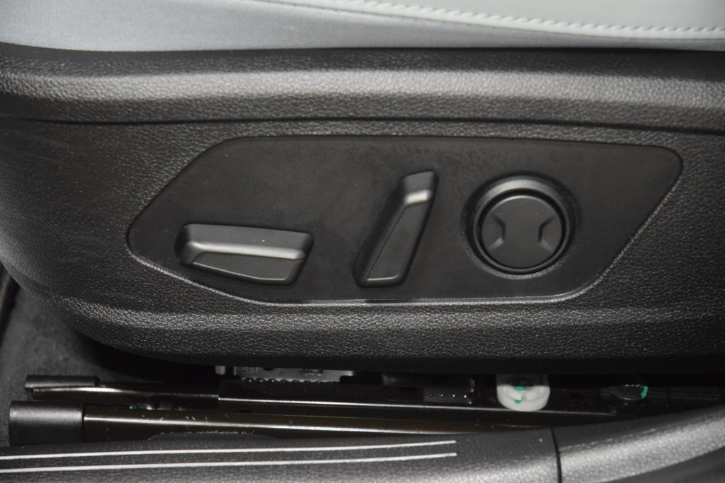 Used 2023 Kia K5 EX FWD image 38