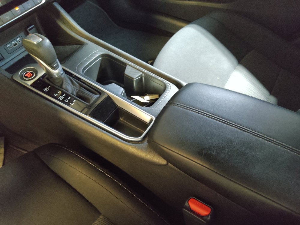 Used 2025 Nissan Sentra SV FWD image 26