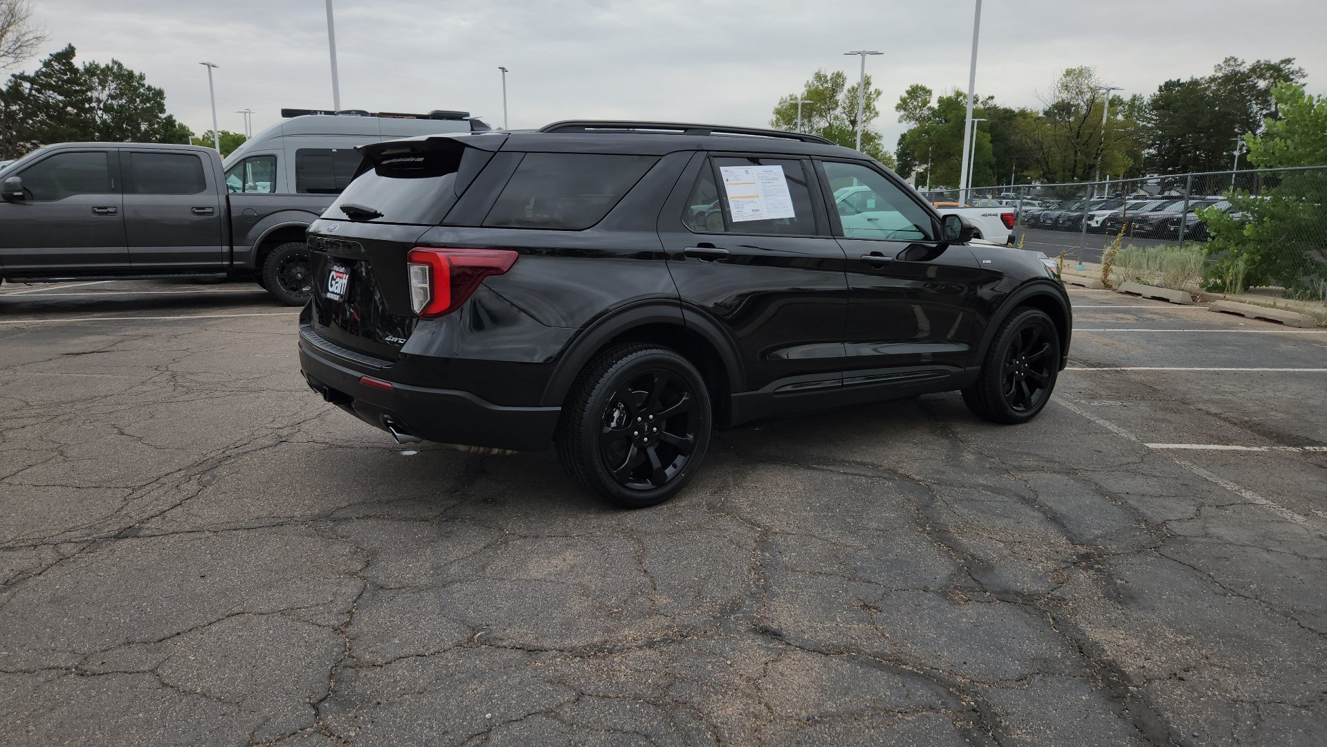 Certified 2023 Ford Explorer ST-Line w/ Class IV Trailer Tow Package AWD/4WD image 11