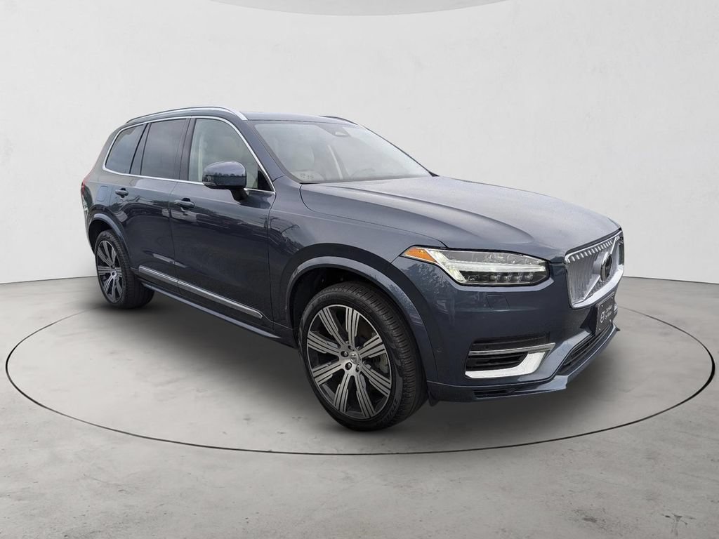 Certified 2025 Volvo XC90 T8 Ultra w/ Protection Package Premier AWD/4WD image 3