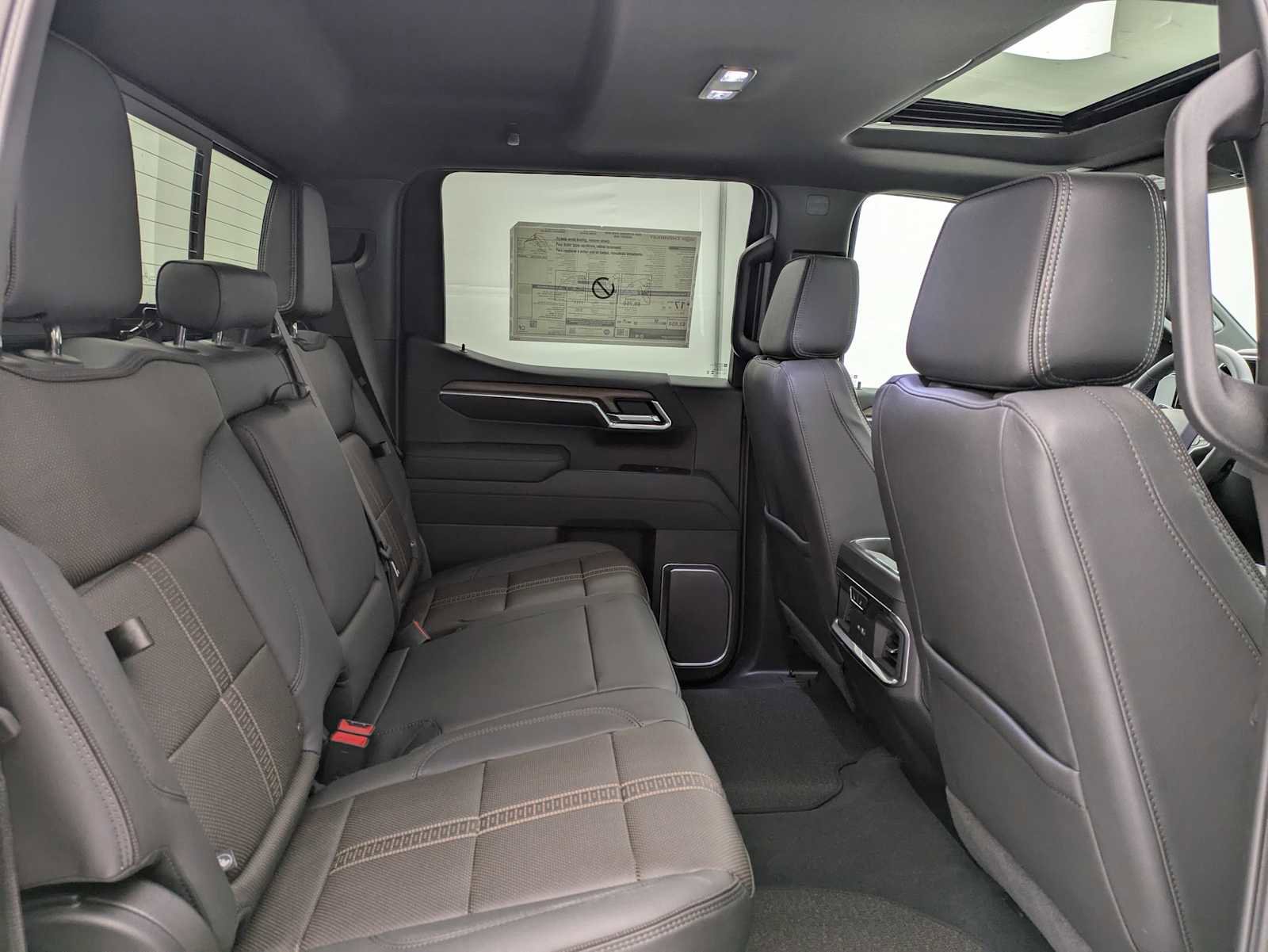 New 2026 Chevrolet Silverado 1500 High Country w/ Midnight Edition image 24