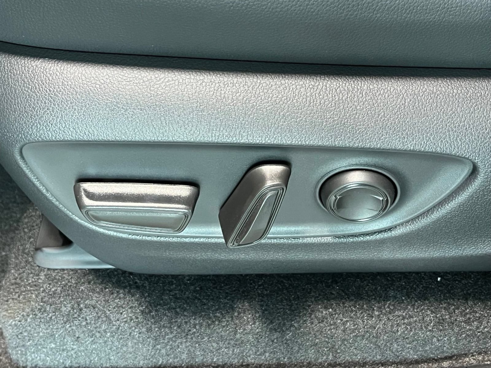 New 2027 Toyota Land Cruiser AWD/4WD image 18