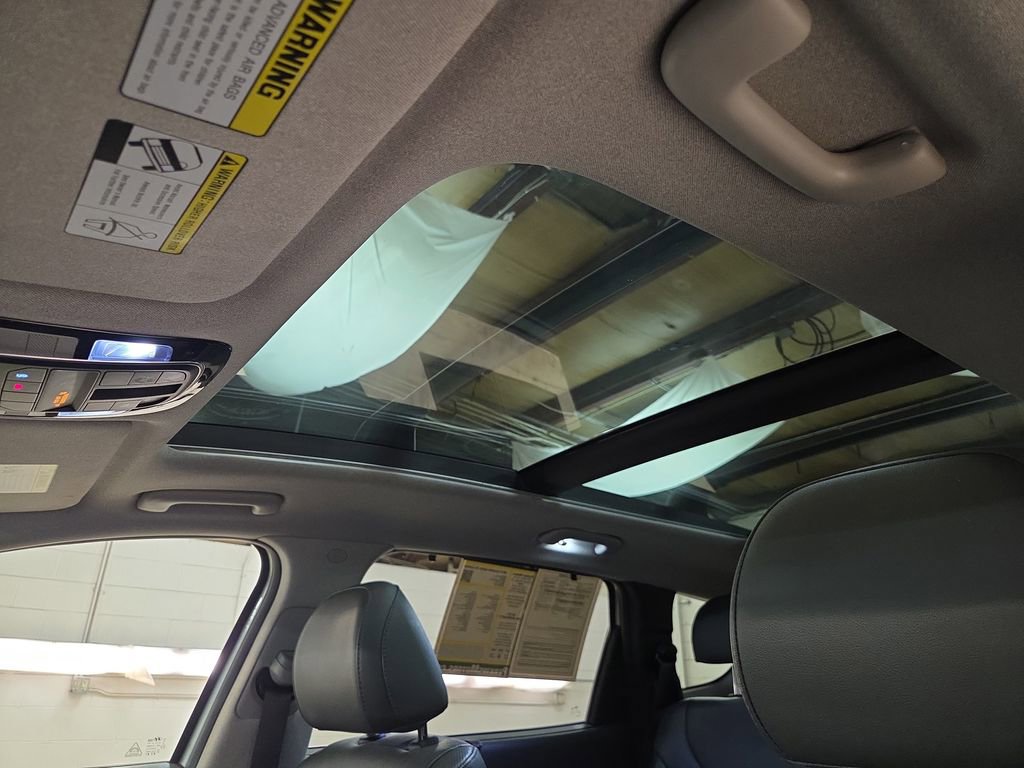 Used 2022 Hyundai Santa Fe Limited image 21