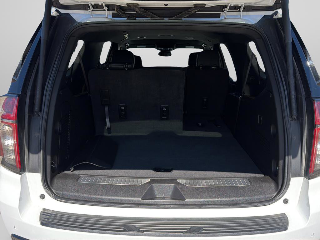 Used 2024 Chevrolet Suburban RST image 15