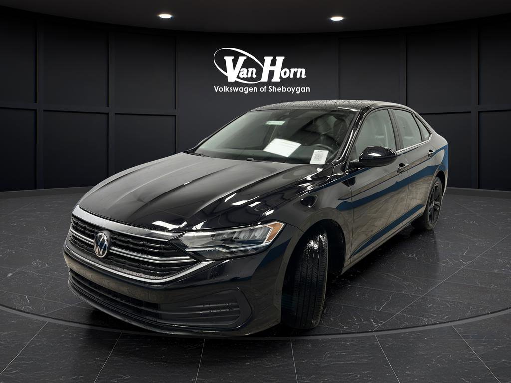 Used 2024 Volkswagen Jetta SE w/ Panoramic Sunroof Package FWD image 7