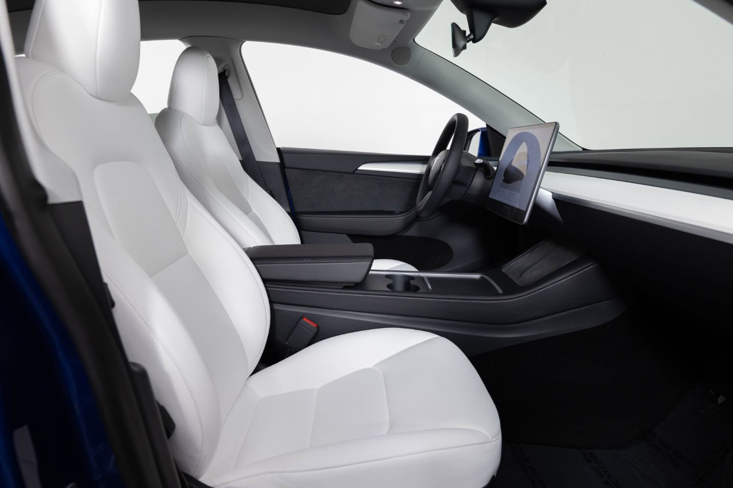 Used 2024 Tesla Model Y Long Range image 28