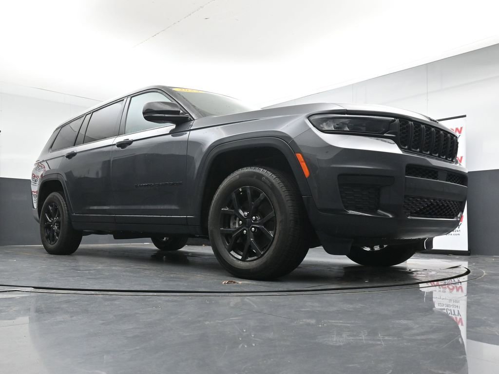 Used 2024 Jeep Grand Cherokee L Laredo AWD/4WD image 35