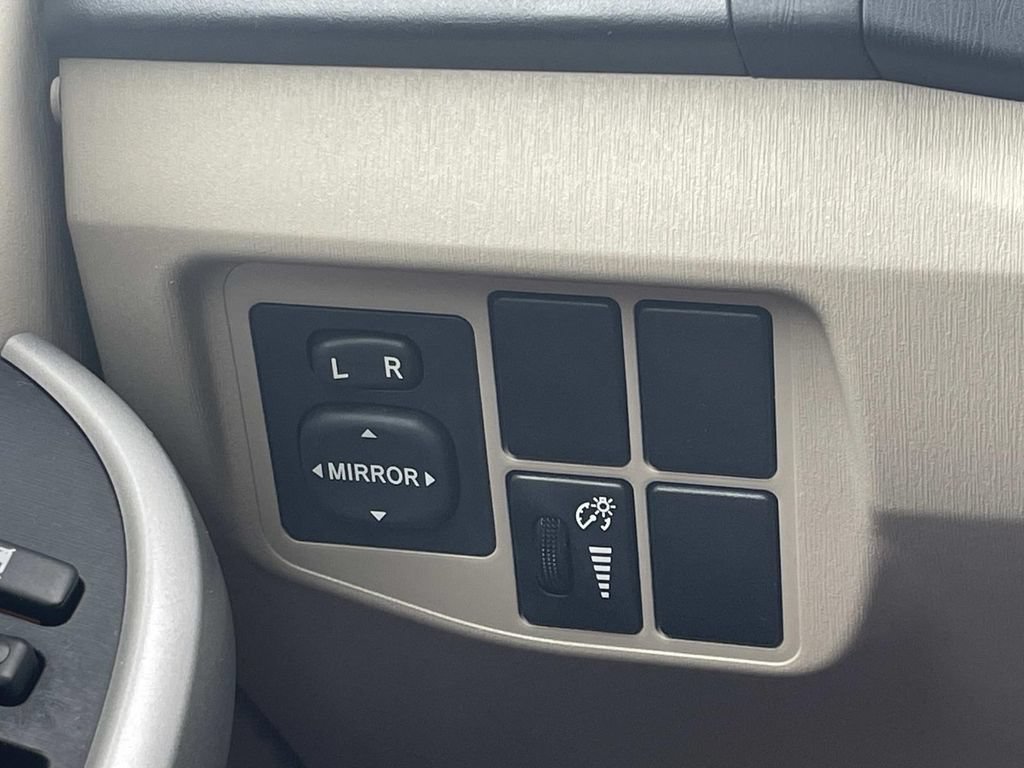 Used 2011 Toyota Prius Two FWD image 26