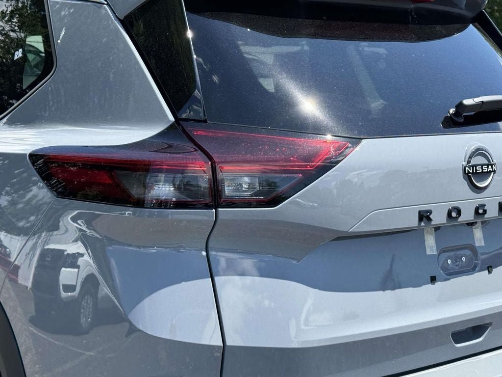New 2026 Nissan Rogue Dark Armor AWD/4WD image 9