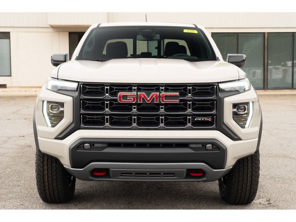 New 2026 GMC Canyon AT4 AWD/4WD image 3