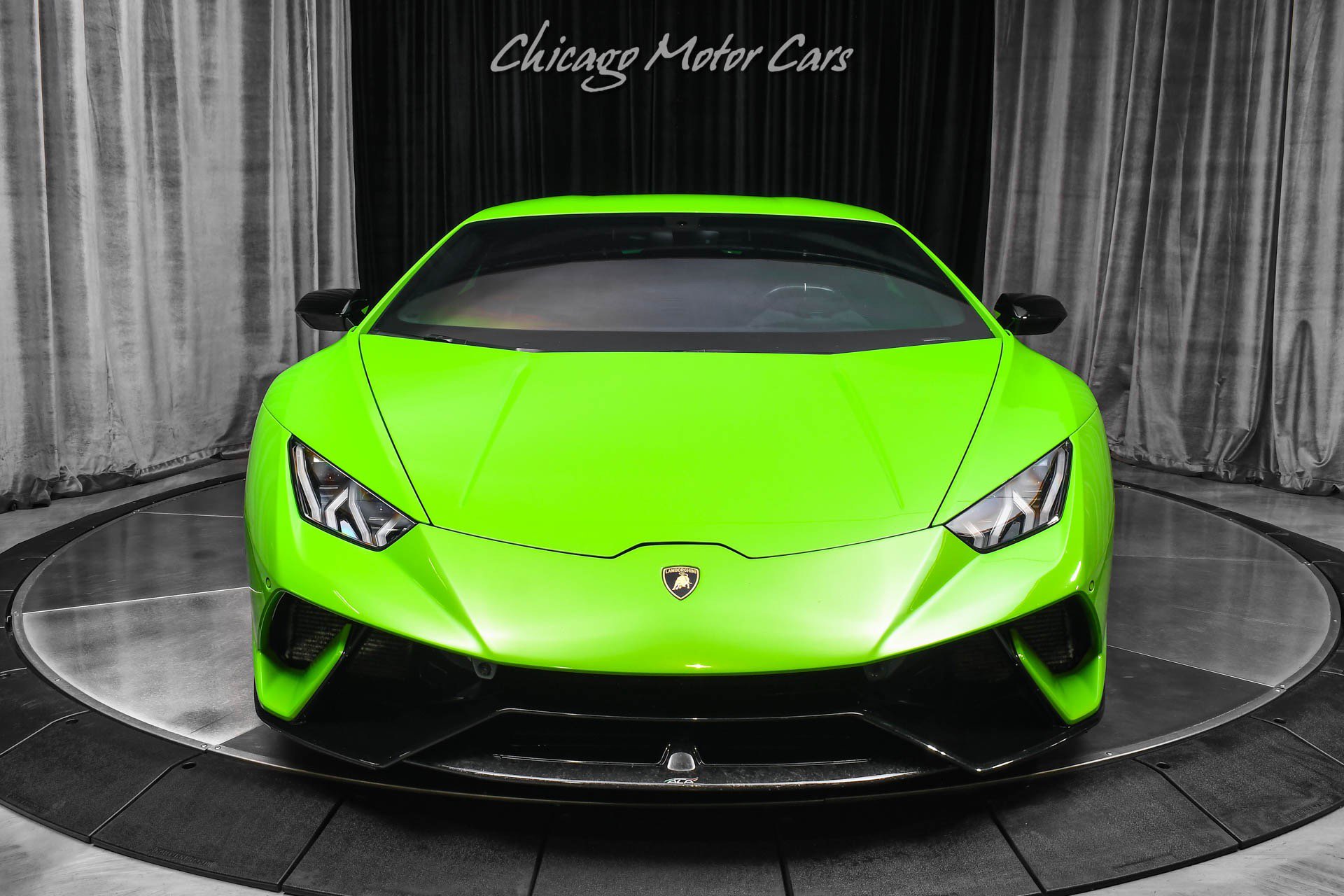Used 2018 Lamborghini Huracan Performante AWD/4WD image 7