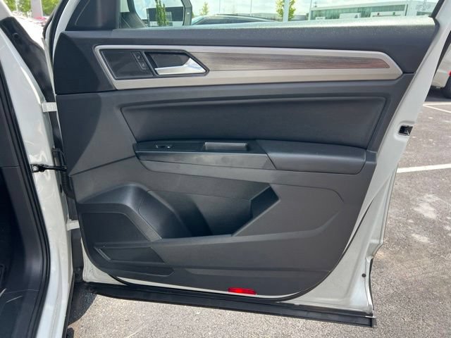 Used 2021 Volkswagen Atlas SEL FWD image 39