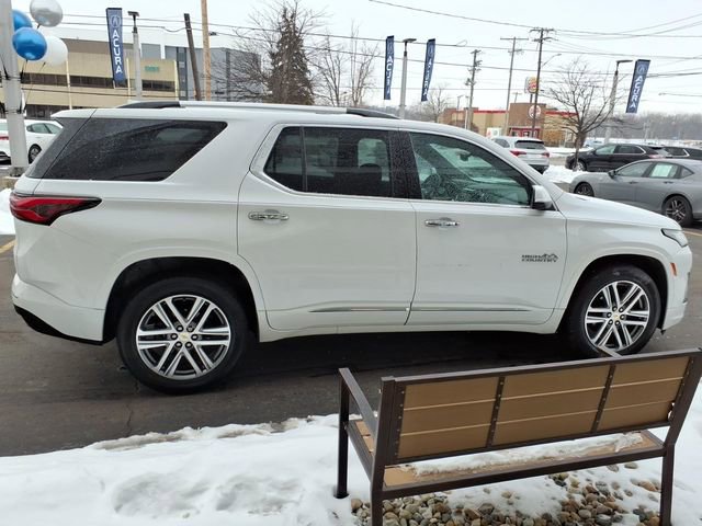 Used 2023 Chevrolet Traverse High Country w/ LPO, Floor Liner Package AWD/4WD image 27