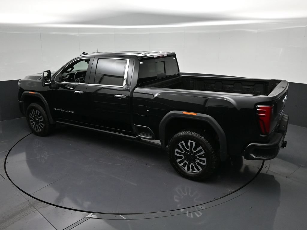Used 2025 GMC Sierra 2500 Denali Ultimate AWD/4WD image 17