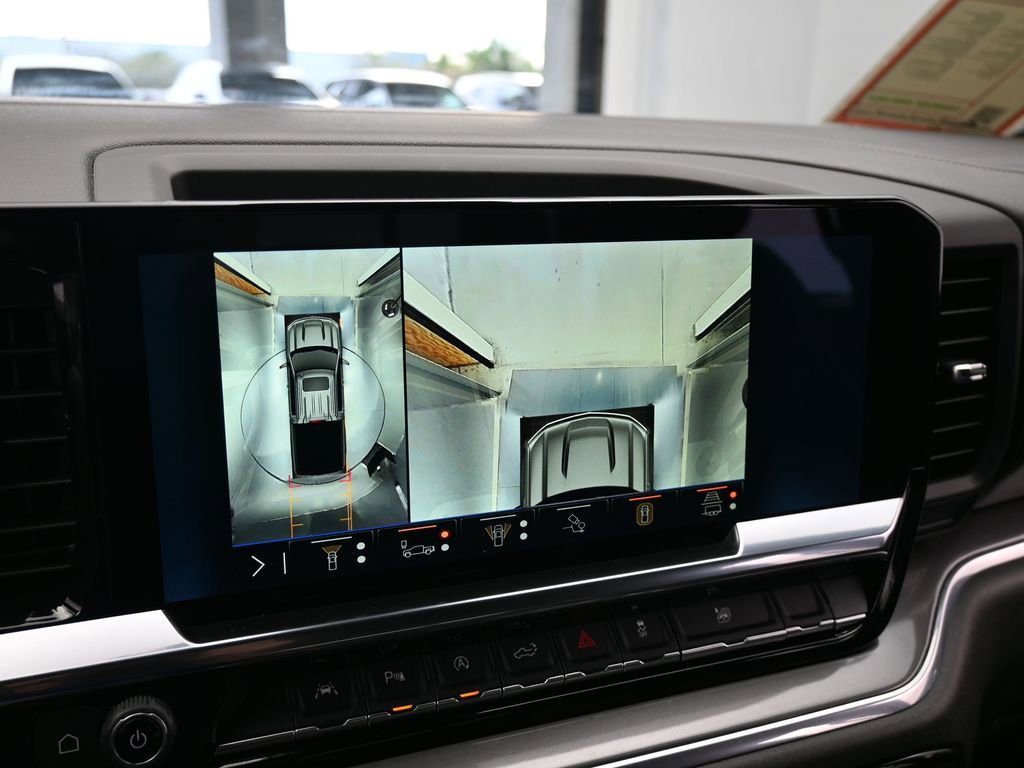 Used 2024 Chevrolet Silverado 1500 High Country w/ Technology Package image 28