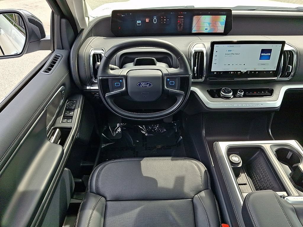 Used 2025 Ford Expedition Max Platinum AWD/4WD image 11