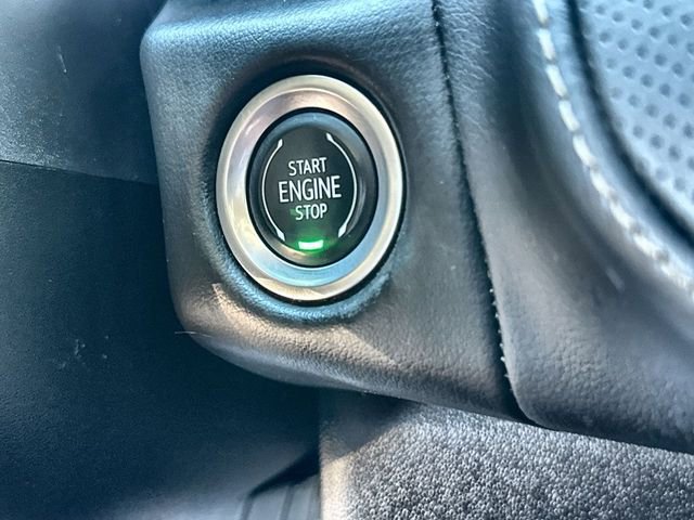 Used 2022 GMC Yukon SLT w/ SLT Luxury Package image 17