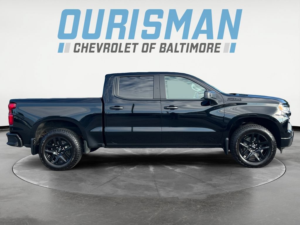 Used 2024 Chevrolet Silverado 1500 RST w/ Convenience Package II AWD/4WD image 7